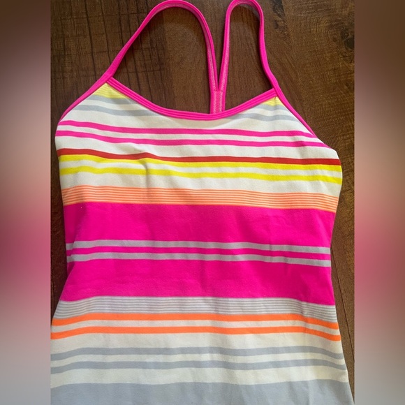 Lululemon Womens activewear striped power Y tank Sz 4 - Picture 3 of 6